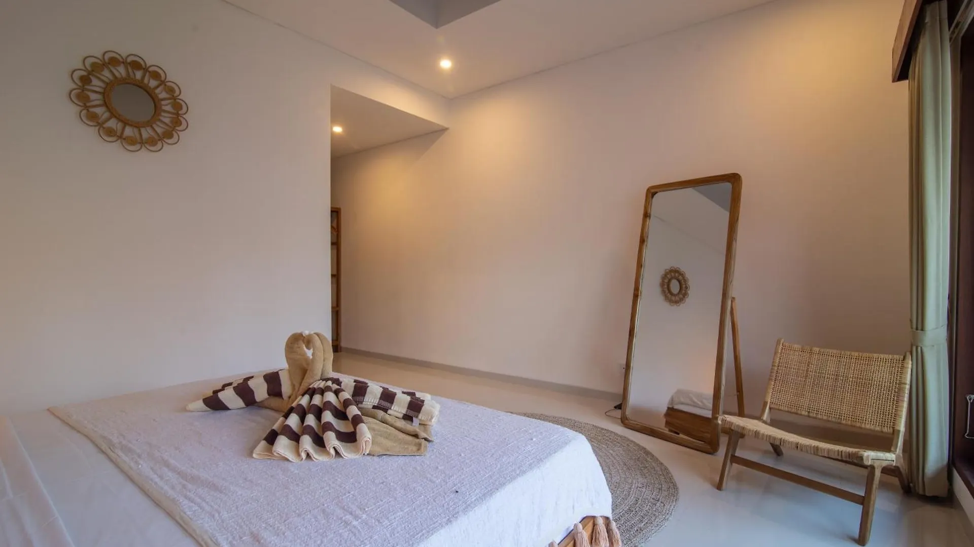 Simple & Magical Villas. Villa Sambali Lli Seminyak