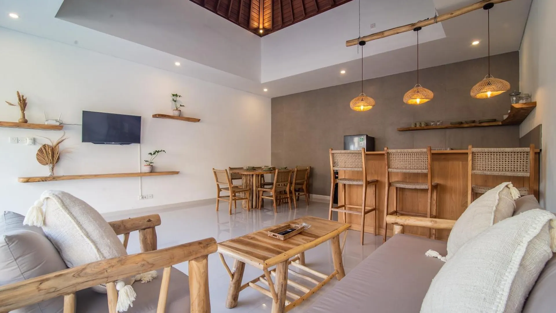 Simple & Magical Villas. Villa Sambali Lli Seminyak