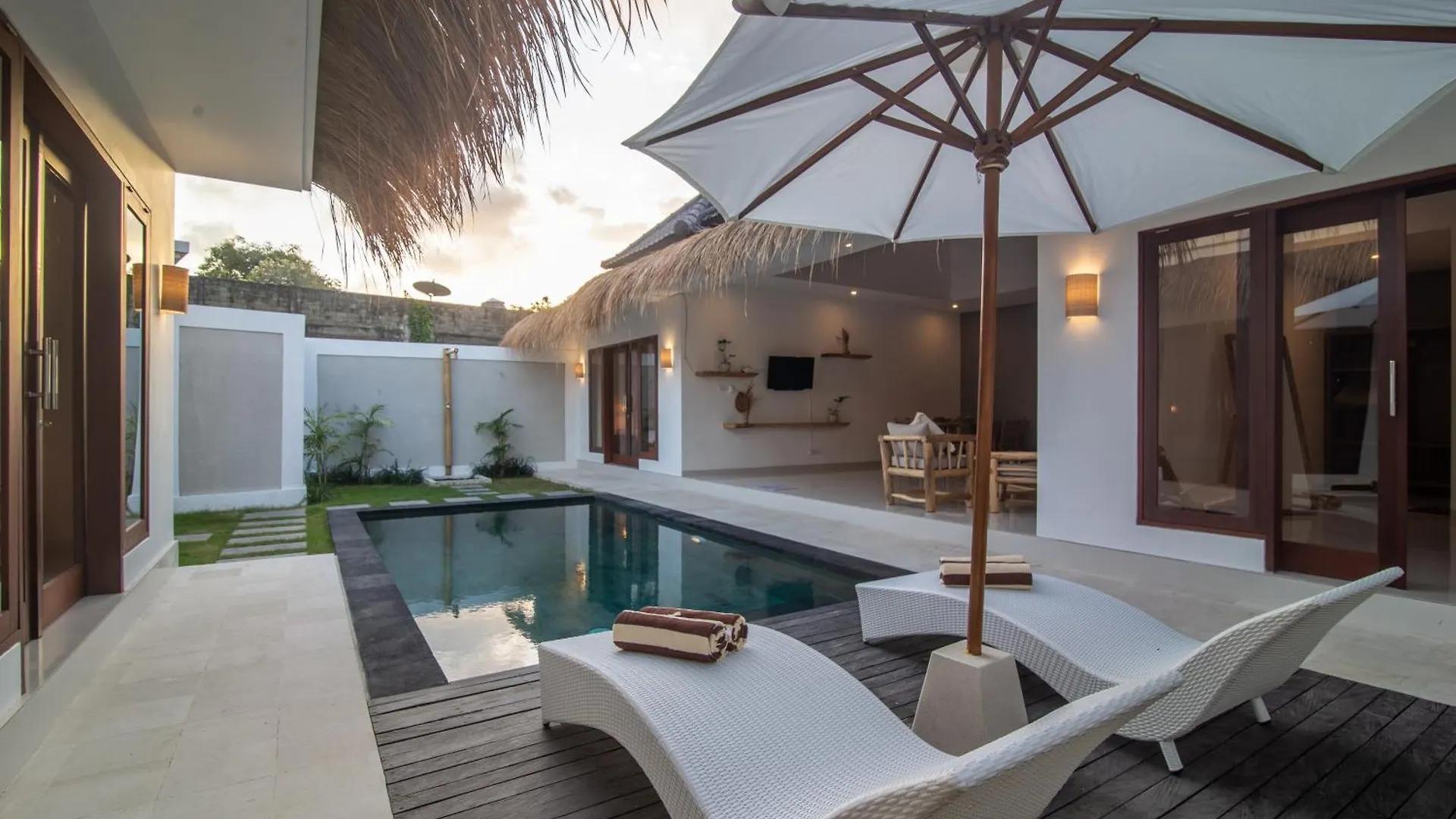 Simple & Magical Villas. Villa Sambali Lli Seminyak